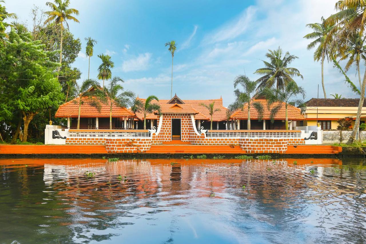Palmy Lake Resort Alappuzha 外观 照片